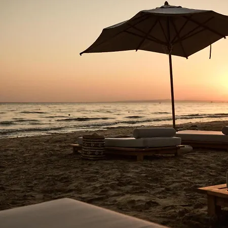 Butterflies Zante Luxury فيلة تسيليفي