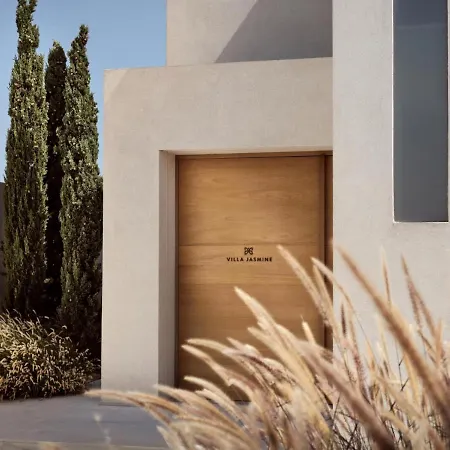 Butterflies Zante Luxury فيلة تسيليفي